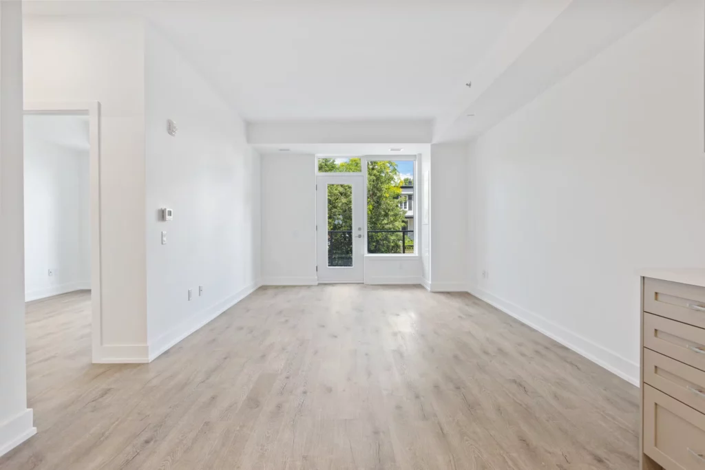 Umzugsreinigung Zürich – leere saubere Wohnung bereit für die Übergabe